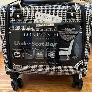 New London Fog under seat travel bag